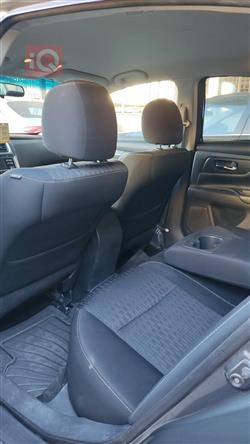 نيسان ألتيما